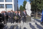 matica_02_spomenik_dezelic_03