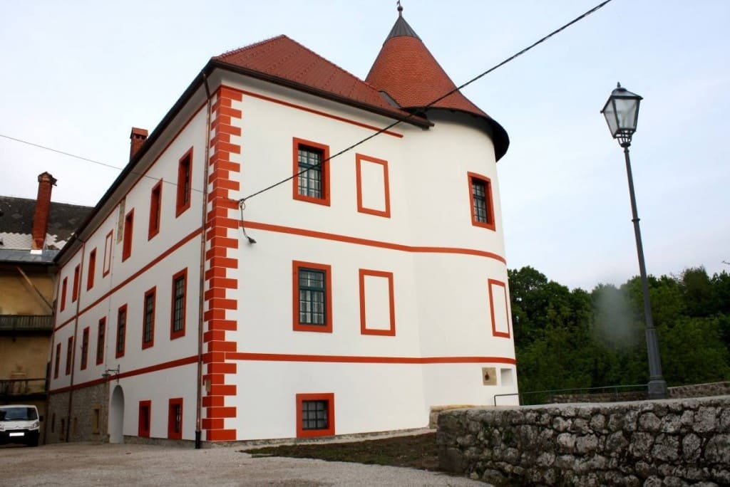 Stari grad Ozalj, Ozalj, grad, Trška kula