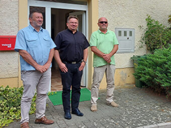 Održan sastanak sa župnikom preč. Željkom Ivanom Bakšićem i ozaljskim gospodarstvenikom Ivicom Gloecknerom, Ozalj, 10. kolovoza 2022.