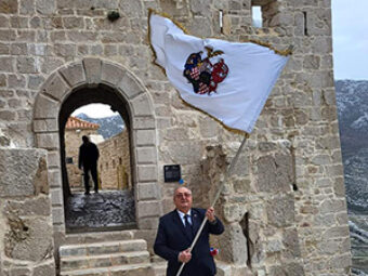 Osječki i splitski zmajevi otvorili izložbu o kardinalu Stepincu u Splitu, Tvrđava Klis, 10. veljače 2024.
