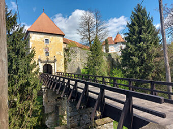 Održano redovito mjesečno sijelo Zmajskog stola u Karlovcu, Stari grad Ozalj, 7. travnja 2025.