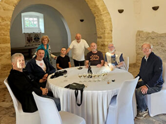 Održano redovito mjesečno sijelo Zmajskog stola u Karlovcu, Stari grad Ozalj, 2. lipnja 2025.