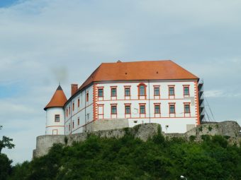 Svećano sijelo Glavnoga zbora Družbe povodom 25. godišnjice obnove, Stari grad Ozalj, 27. lipnja 2015.